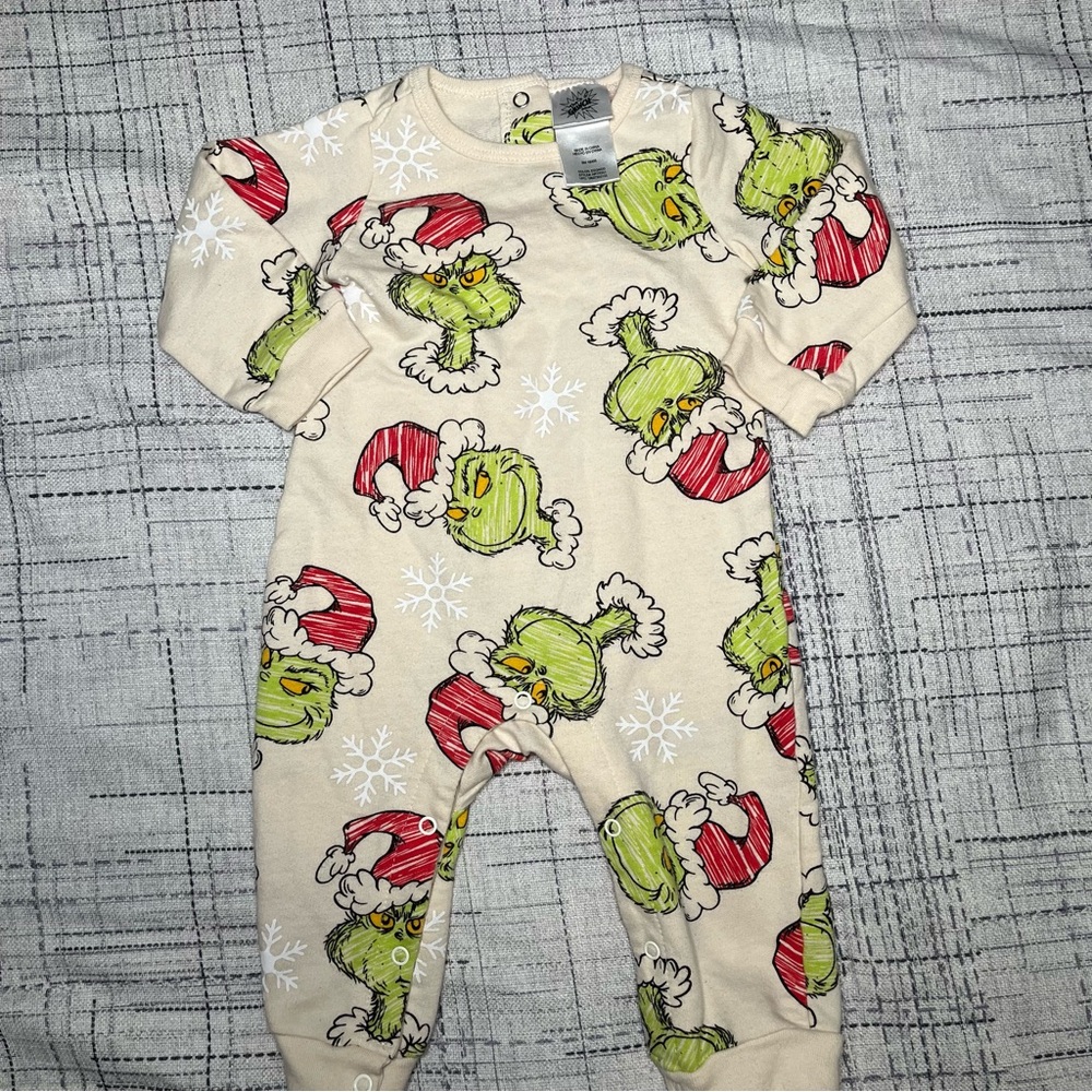 Dr.Seuss Baby Boy Grinch Printed Coverall, Size 6/9 M